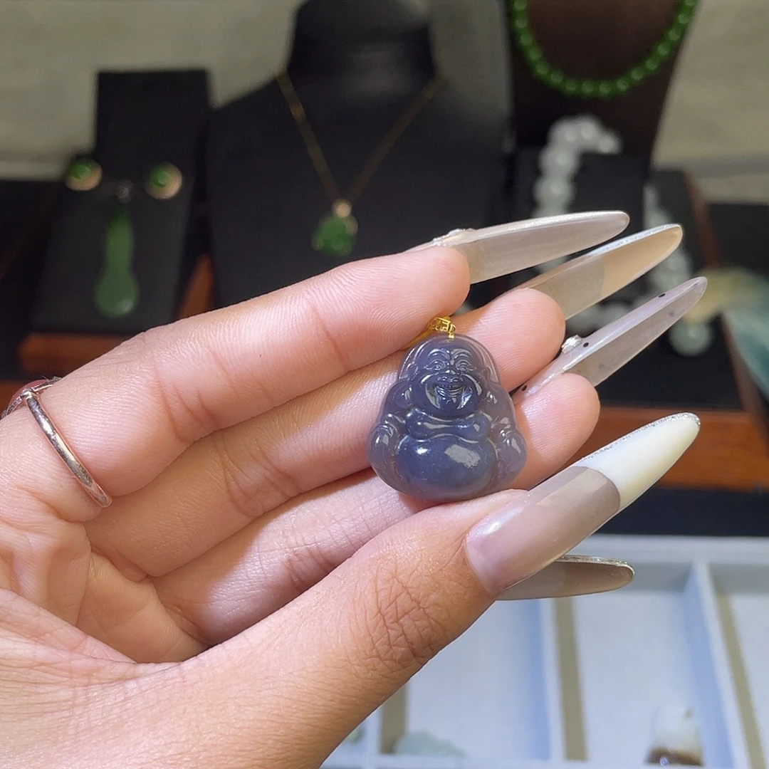 颈饰18K金镶嵌和田玉