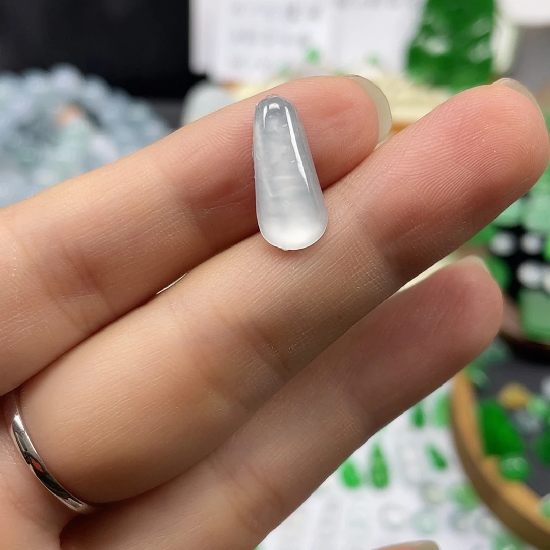 翡翠未镶嵌颈饰林亦珠宝冰福瓜