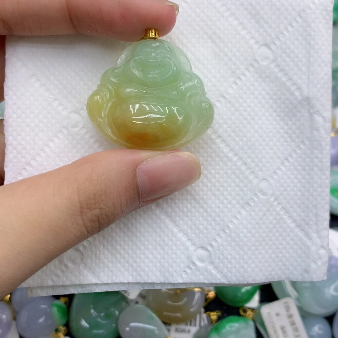 颈饰18K金镶嵌翡翠1111111111111