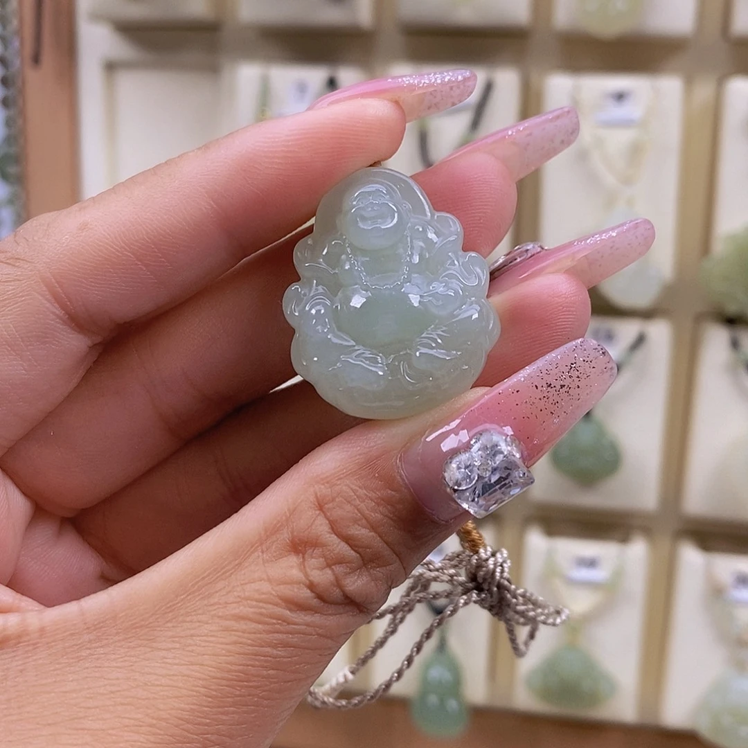 小****颈饰未镶嵌和田玉