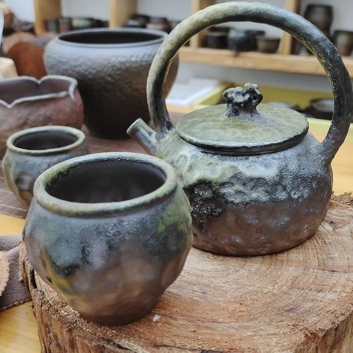 十*?坭兴陶纯柴烧全手工提梁200c 茶杯80c