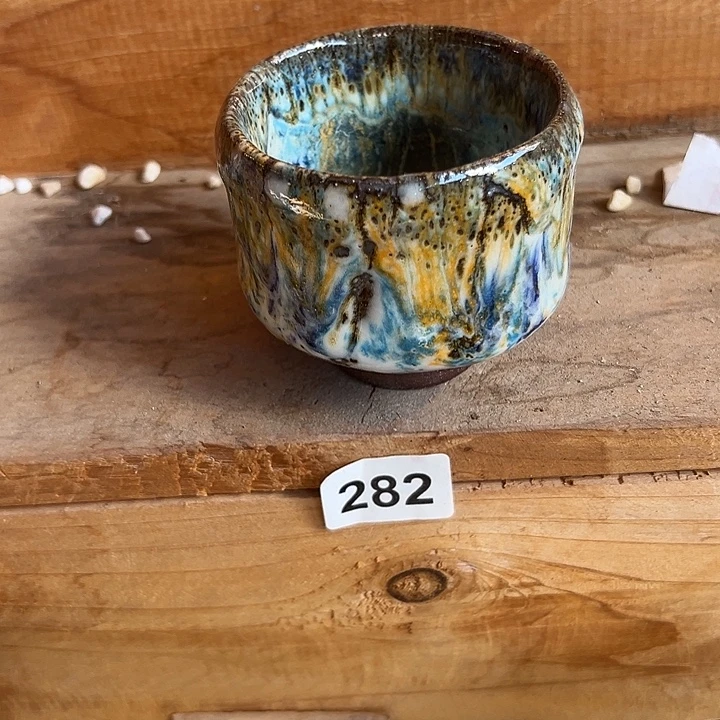 陈***力志野茶器茶杯 瑕疵