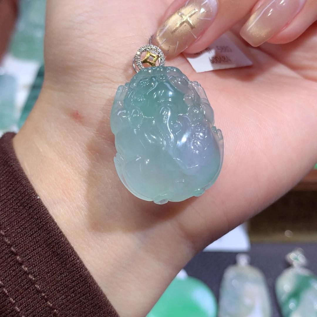 吊坠(不含链)18K金镶嵌翡翠