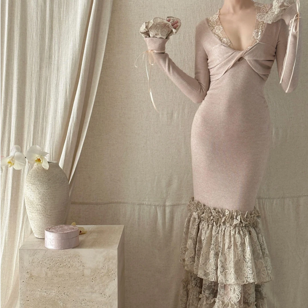 恣肆【12.12 20:00】西洋花梨树 八音盒碎花蕾丝针织裙