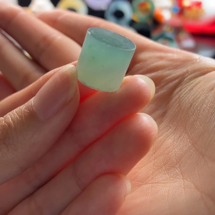 定制翡翠未镶嵌瑕疵