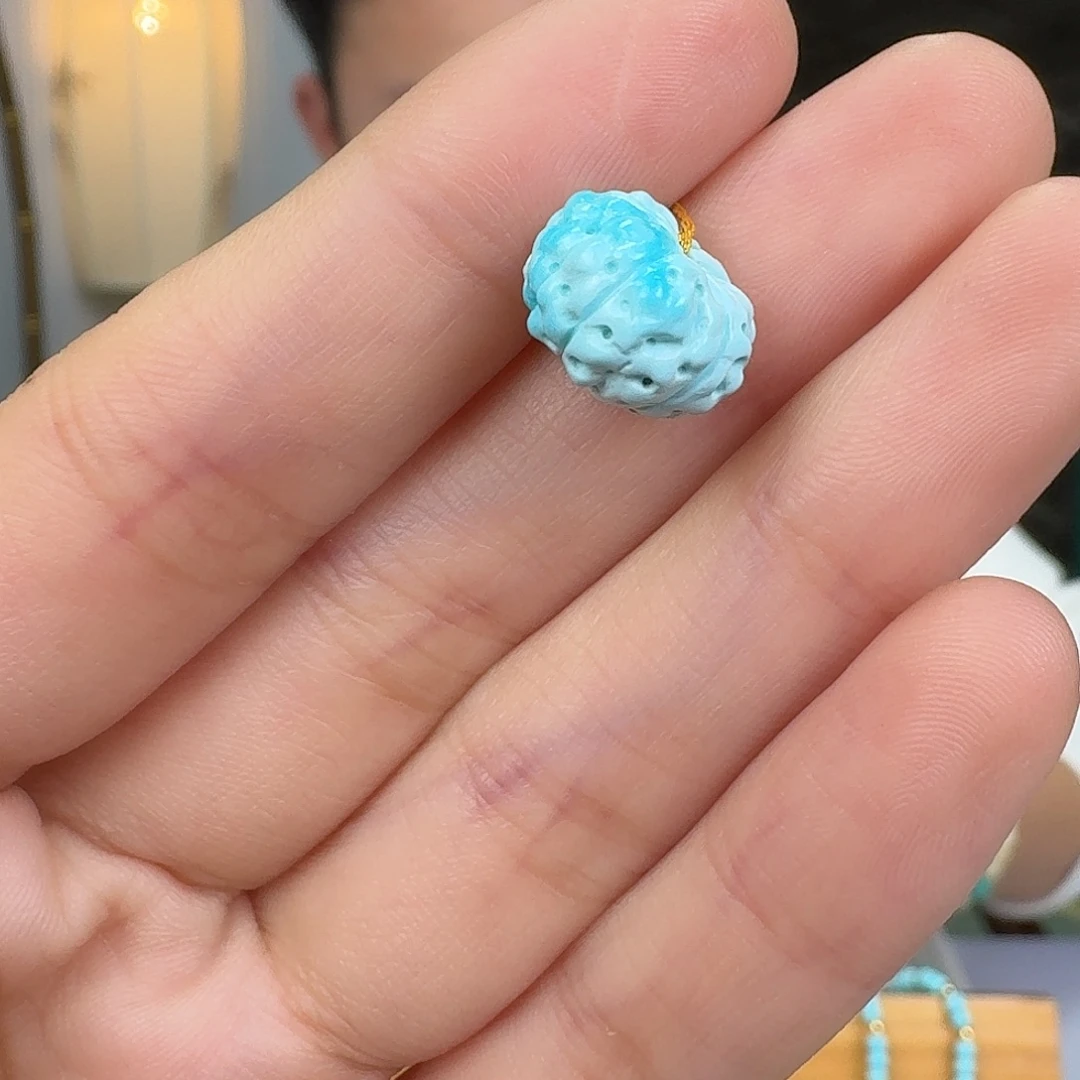 绿松石未镶嵌挂件