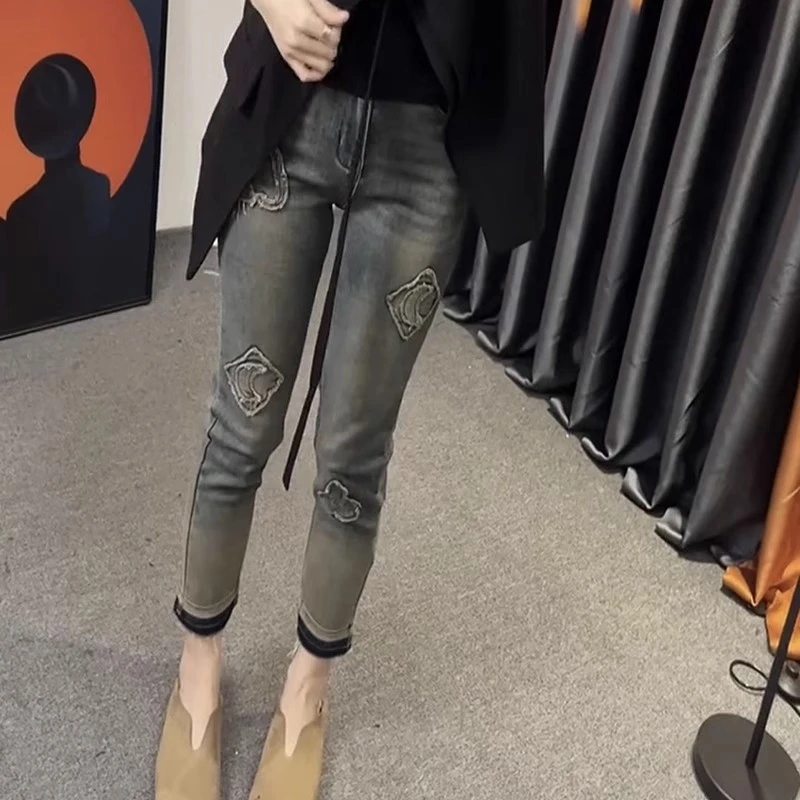 弹力小脚牛仔裤子女大码梨形身材微胖mm修身显瘦九分牛仔裤