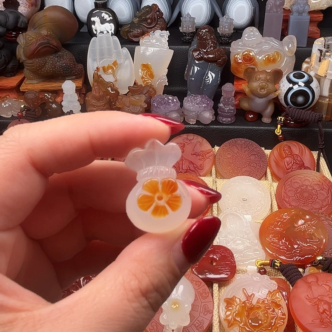 玛瑙/玉髓未镶嵌颈饰