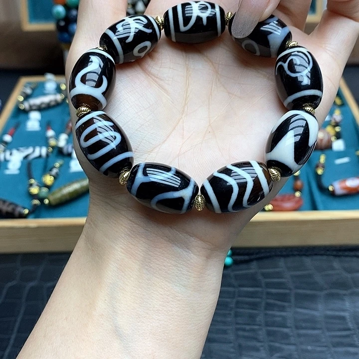 玛瑙/玉髓颈饰合金