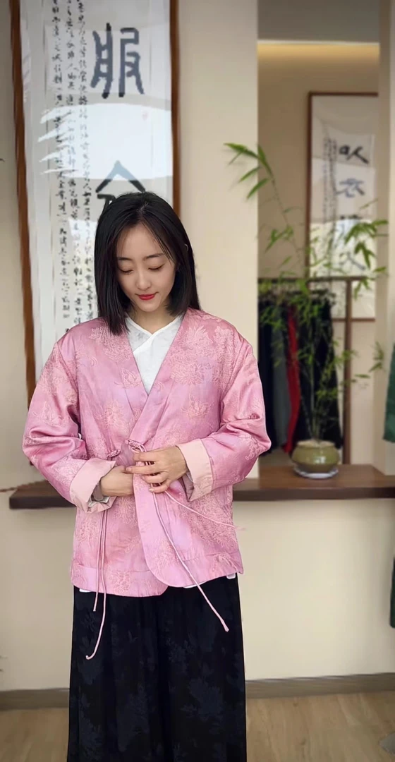 新中式国风粉色提花气质款薄棉上衣