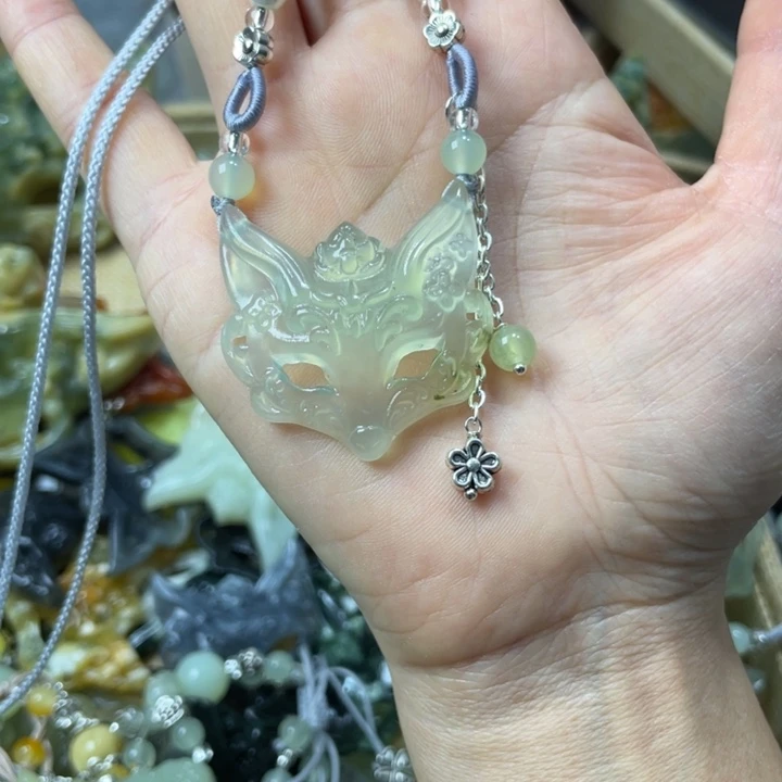 蛇纹石玉合金颈饰