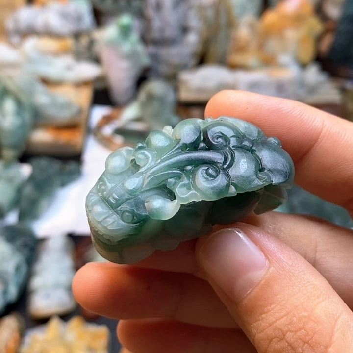 定制翡翠未镶嵌特色16
