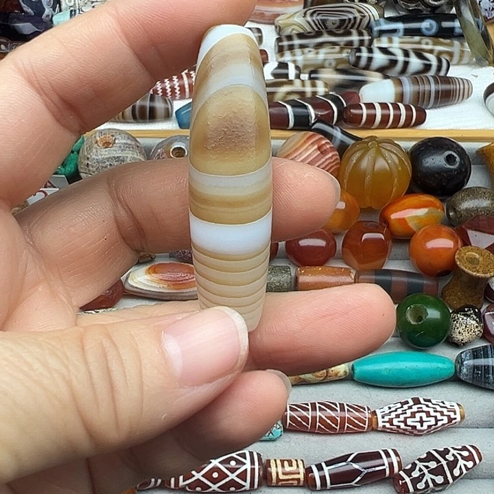 阳***光玛瑙/玉髓合金颈饰