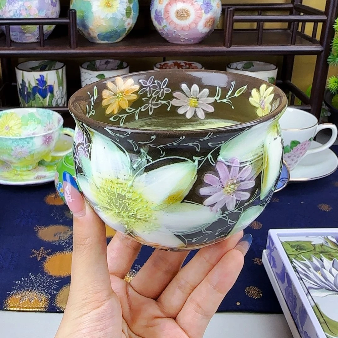 他家茶具瓷器真美！