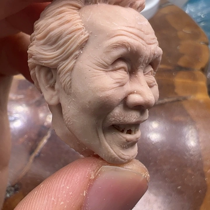 手串/手链橄榄核老头头模写实参考模型一个