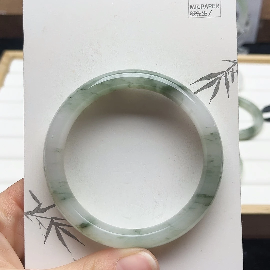 未镶嵌手镯石英质玉8