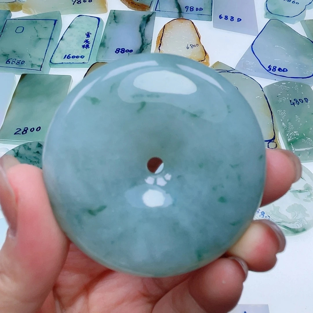 定制翡翠未镶嵌定制翡翠未镶嵌