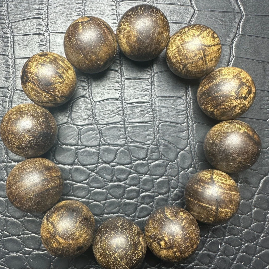 366沉木圆珠手串