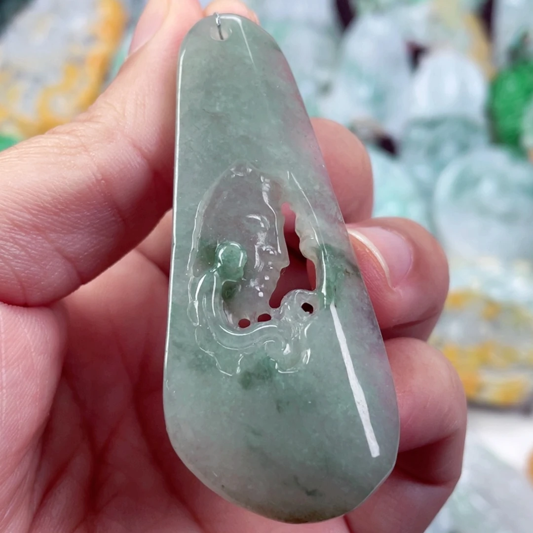 翡翠未镶嵌吊坠(不含链)