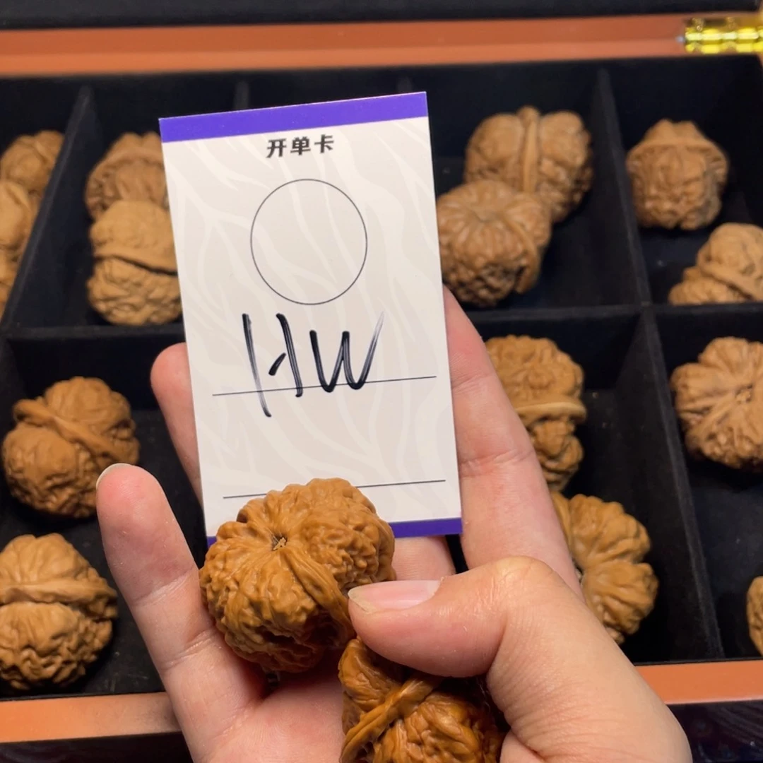 橄榄核把件H**.木禾文玩蛤蟆头