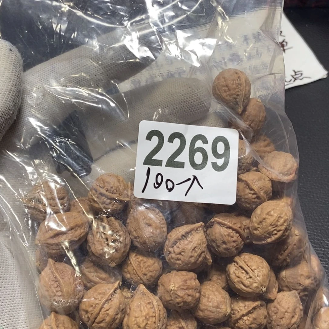 文玩核桃吊坠用****2秋子