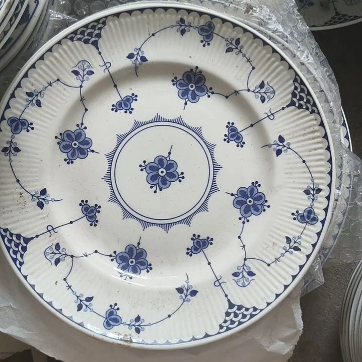 青****瓷九寸两块！！！！！！……！…