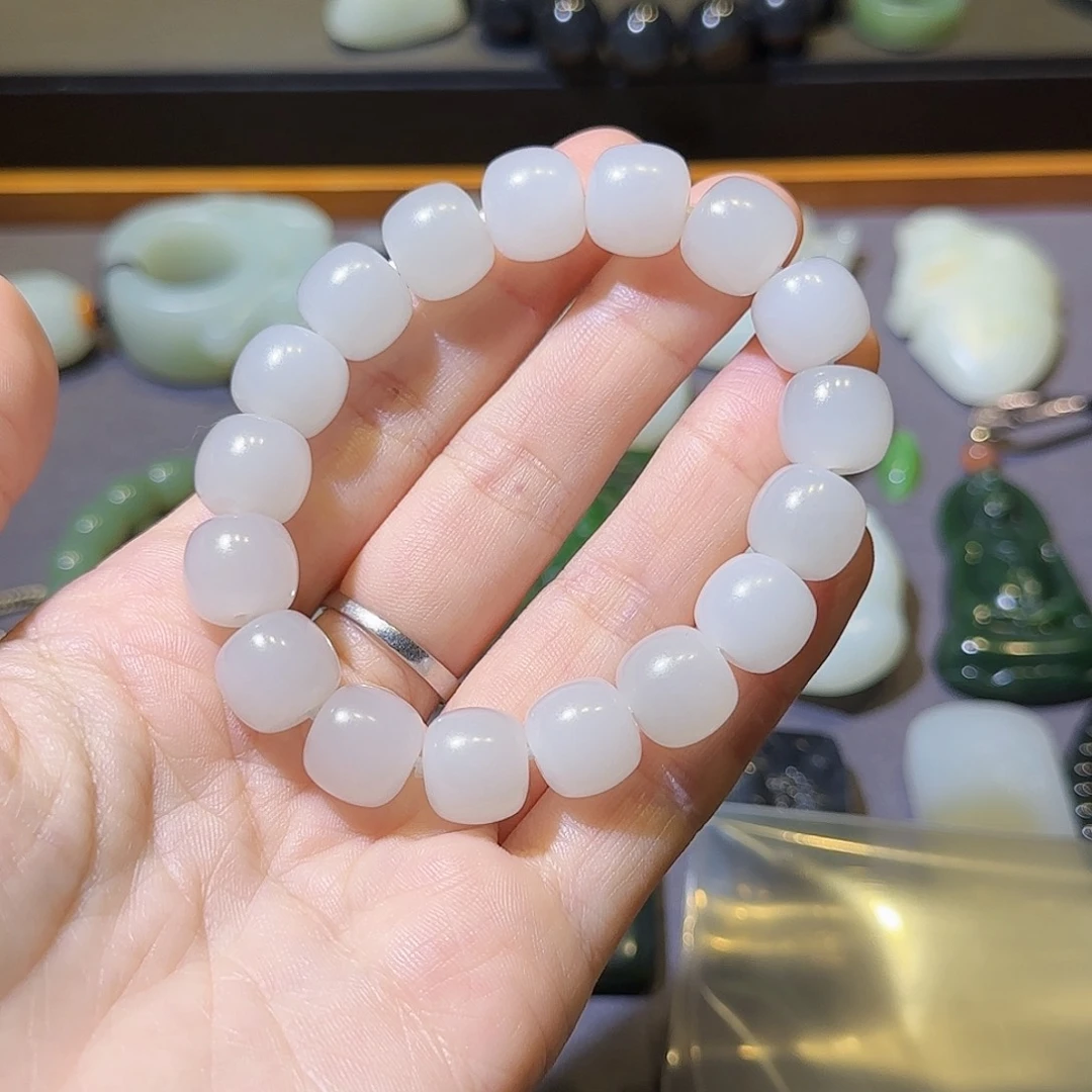 和田玉未镶嵌手链