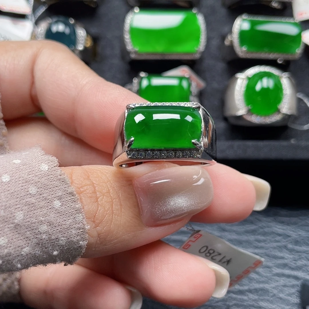 翡翠银S925镶嵌戒指天然A货翡翠没运费险3680