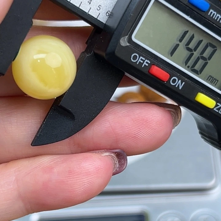 琥珀裸石未镶嵌全品27