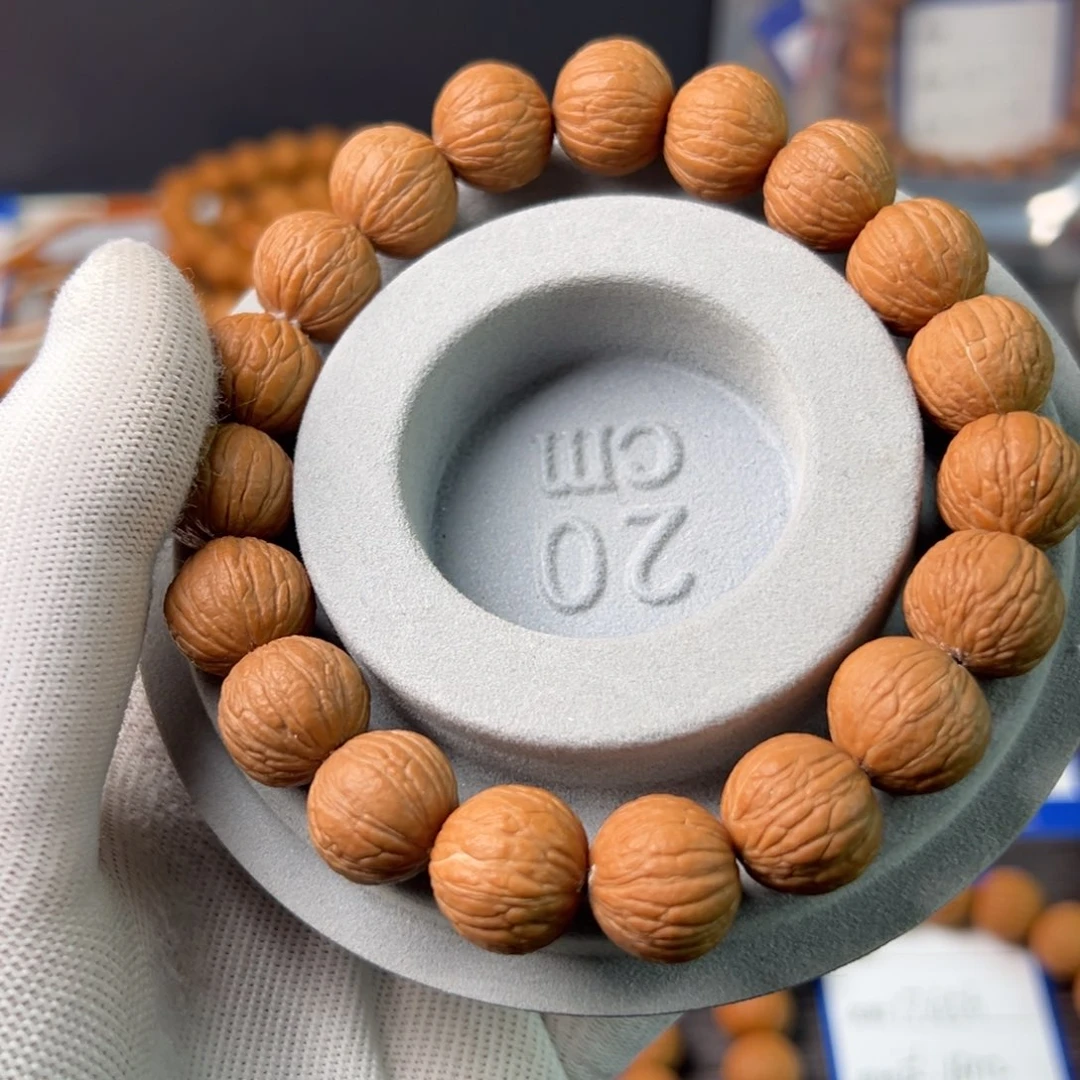 去***楚吊坠猴头核桃风雨