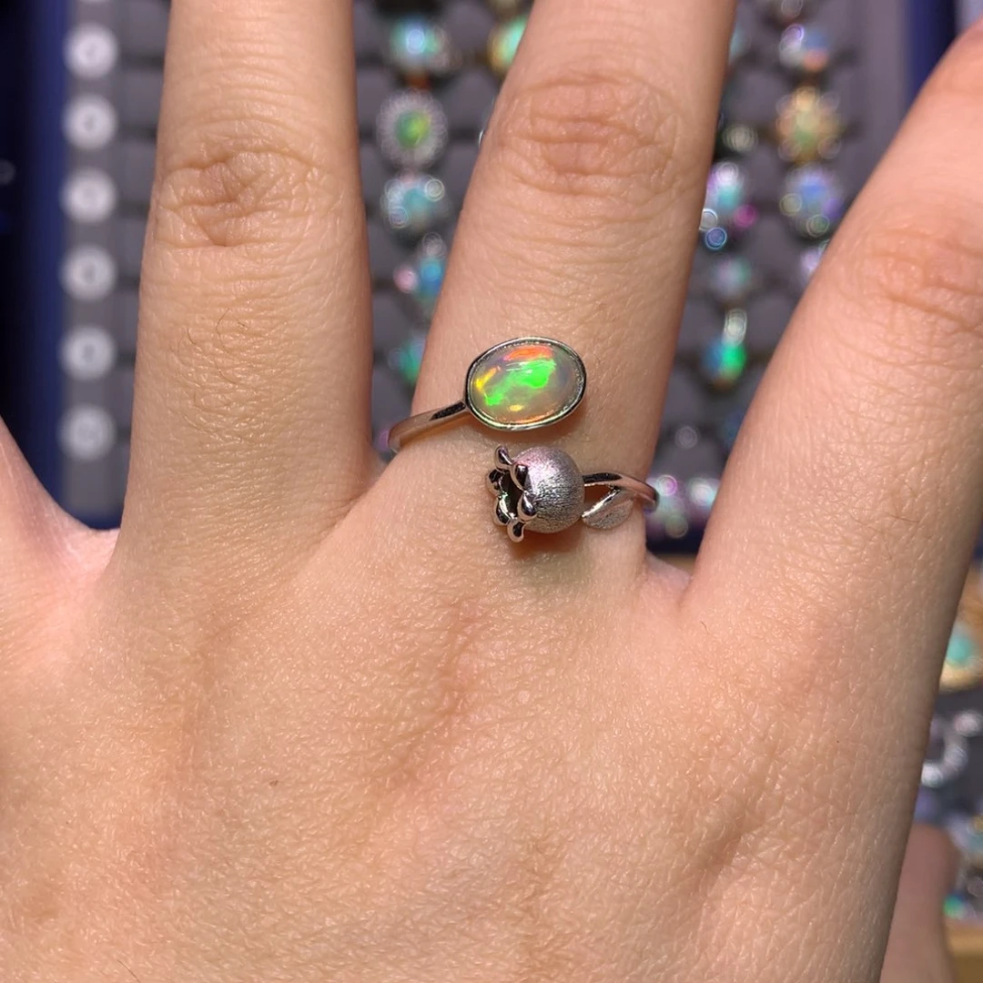 银S925镶嵌欧泊戒指