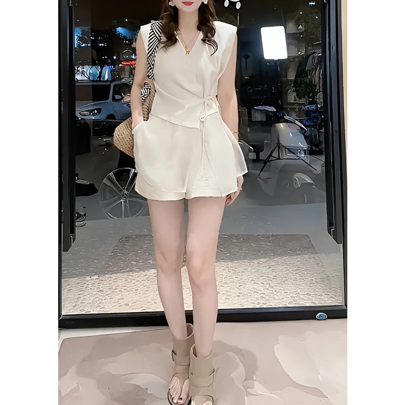 2025夏季新款韩版时尚显瘦V领无袖背心上衣+高腰短裤两件套女2025