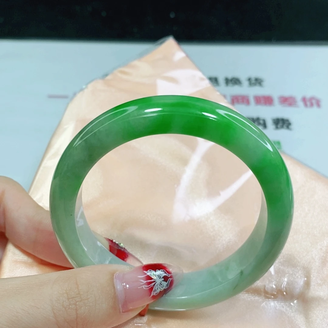 翡翠手镯未镶嵌52 52 52