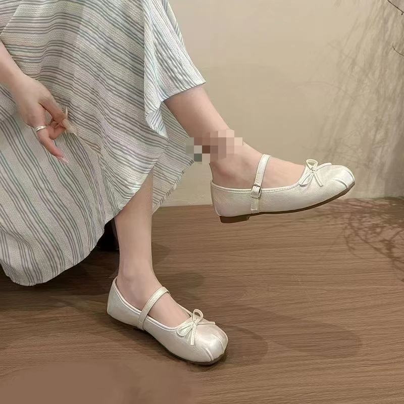 芭蕾风豆豆鞋女2025新款夏季平底法式浅口玛丽珍女鞋5501