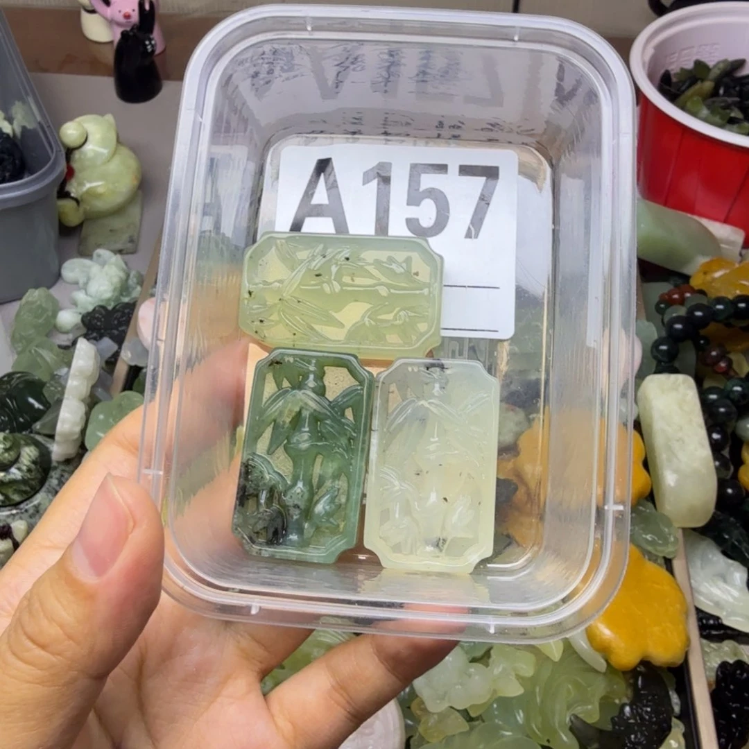 蛇纹石玉合金颈饰