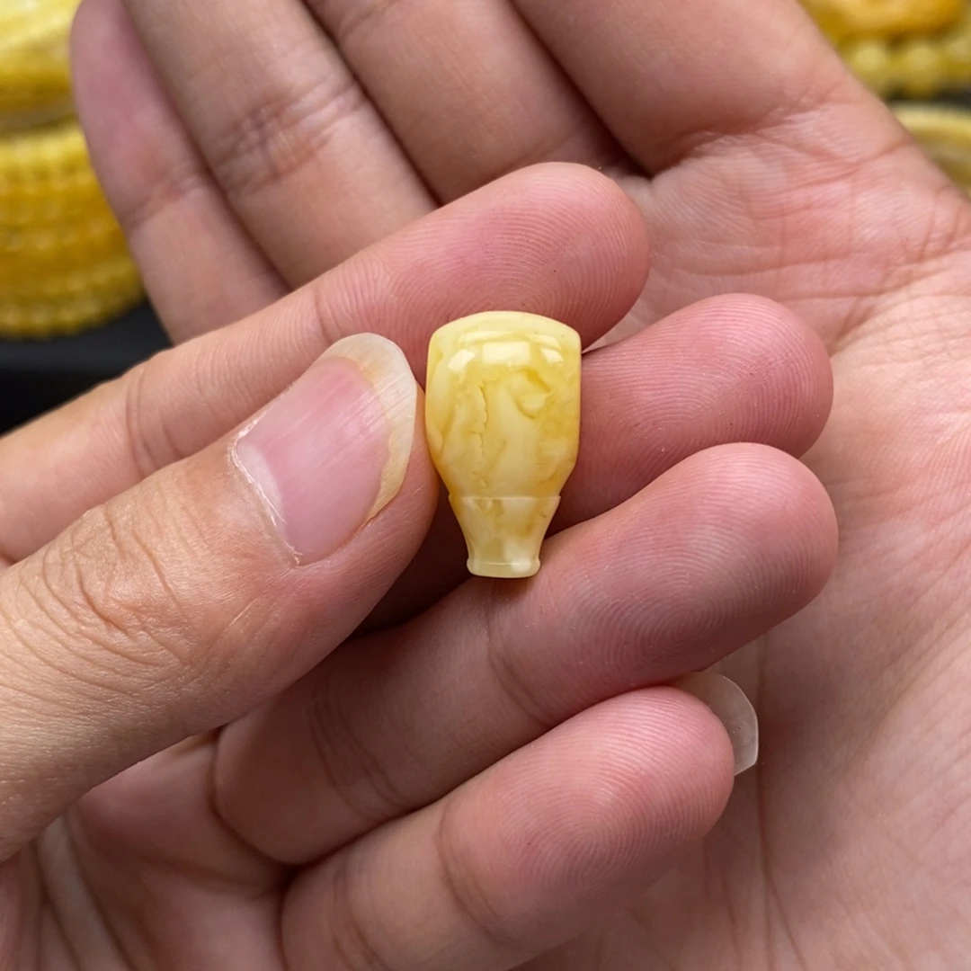 琥珀未镶嵌珠宝奇石11尺寸