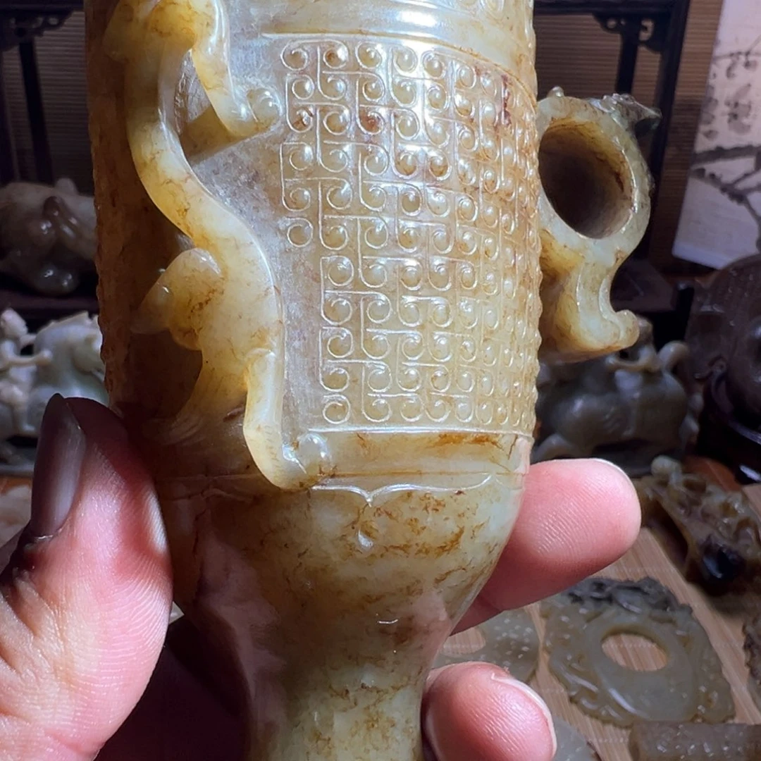 用***0和田玉（糖玉）未镶嵌颈饰