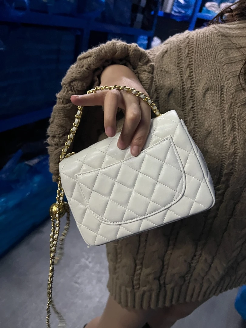 YUSHA/高档白色方胖子单肩包