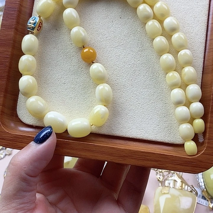 未镶嵌颈饰琥珀蜜蜡项链