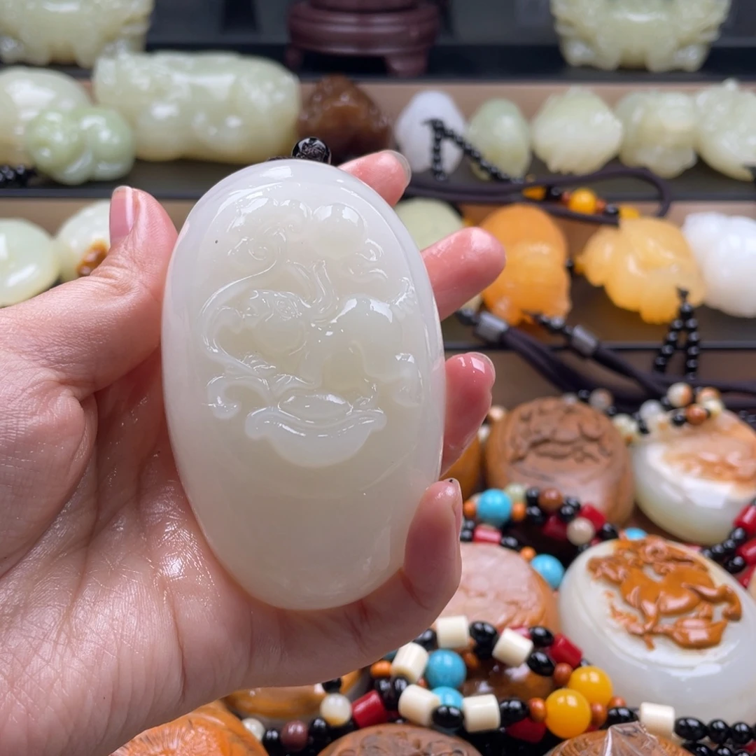 天***情石材天然古青石手把件