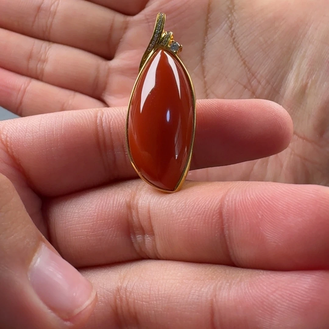南红玛瑙未镶嵌马眼吊坠39.5*15mm