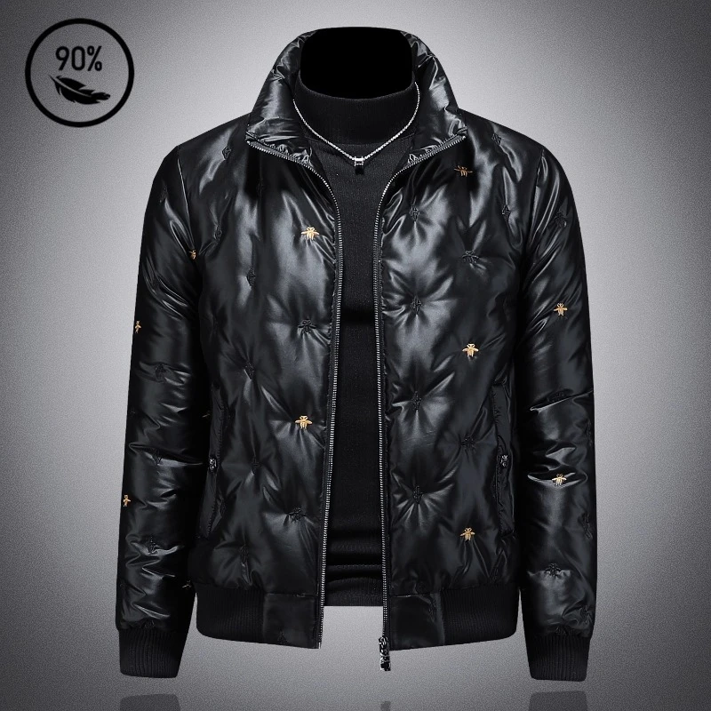 哑光亮面羽绒服男款刺绣高端潮流黑色短款刺绣立领冬季外套羽绒衣