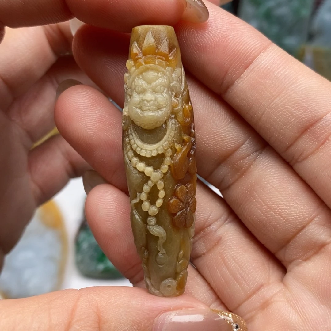 定制翡翠未镶嵌财神k