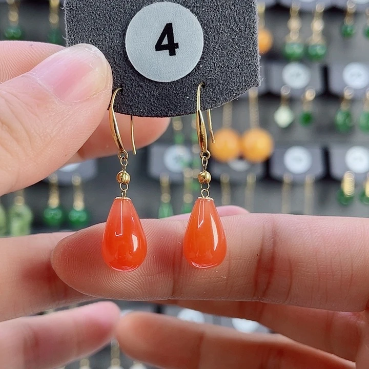 18K金镶嵌耳饰南红玛瑙