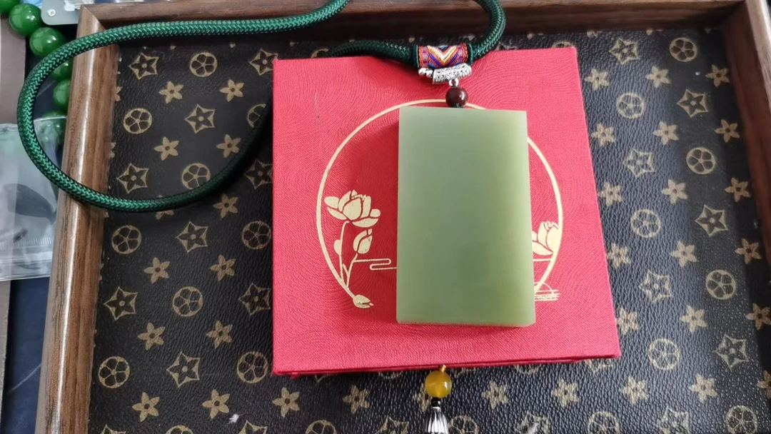 精品析..木..绿文创吊坠