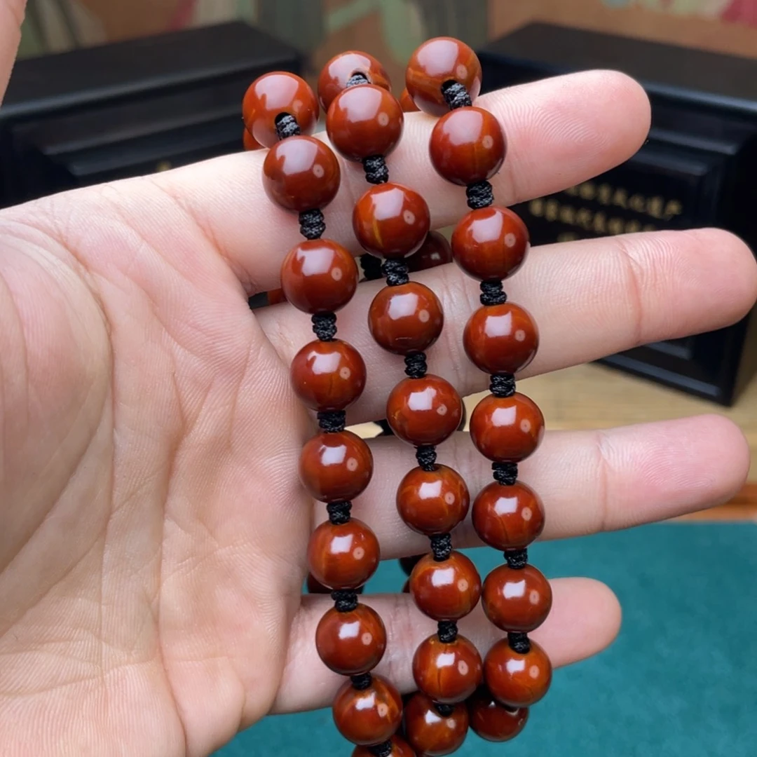 橄榄核手串海****乐正元光洙脖挂表弟回血