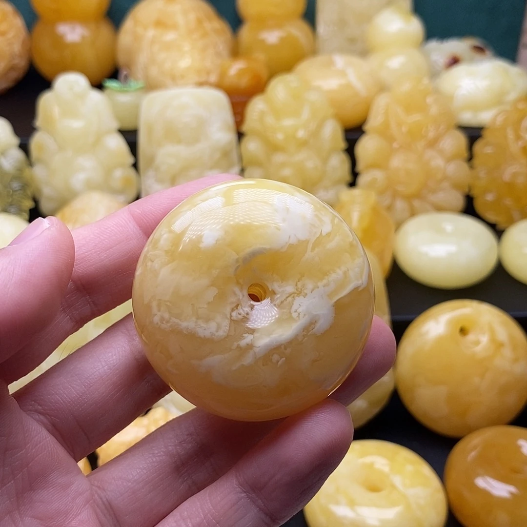 琥珀颈饰未镶嵌琥珀蜜蜡吊坠