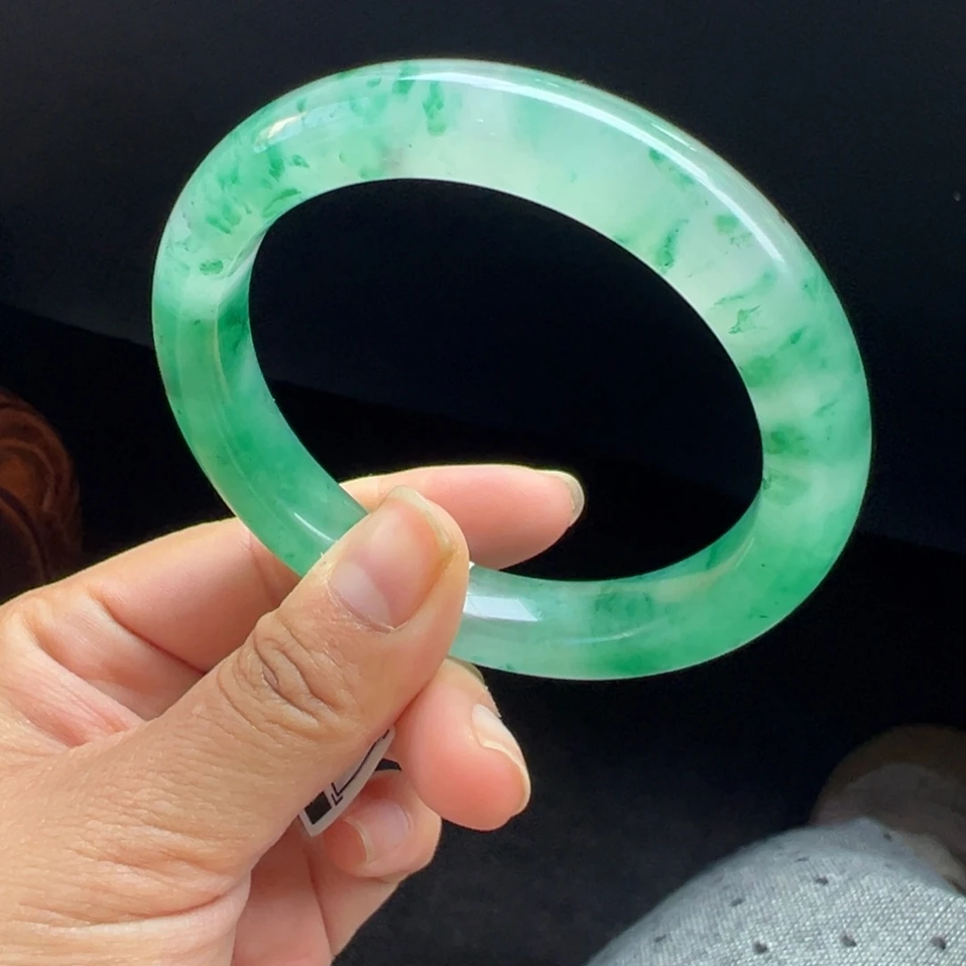 石英质玉未镶嵌手镯非洲翠5960