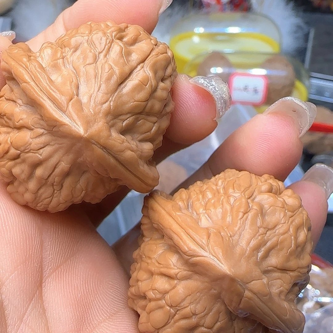 文玩核桃吊坠40九月