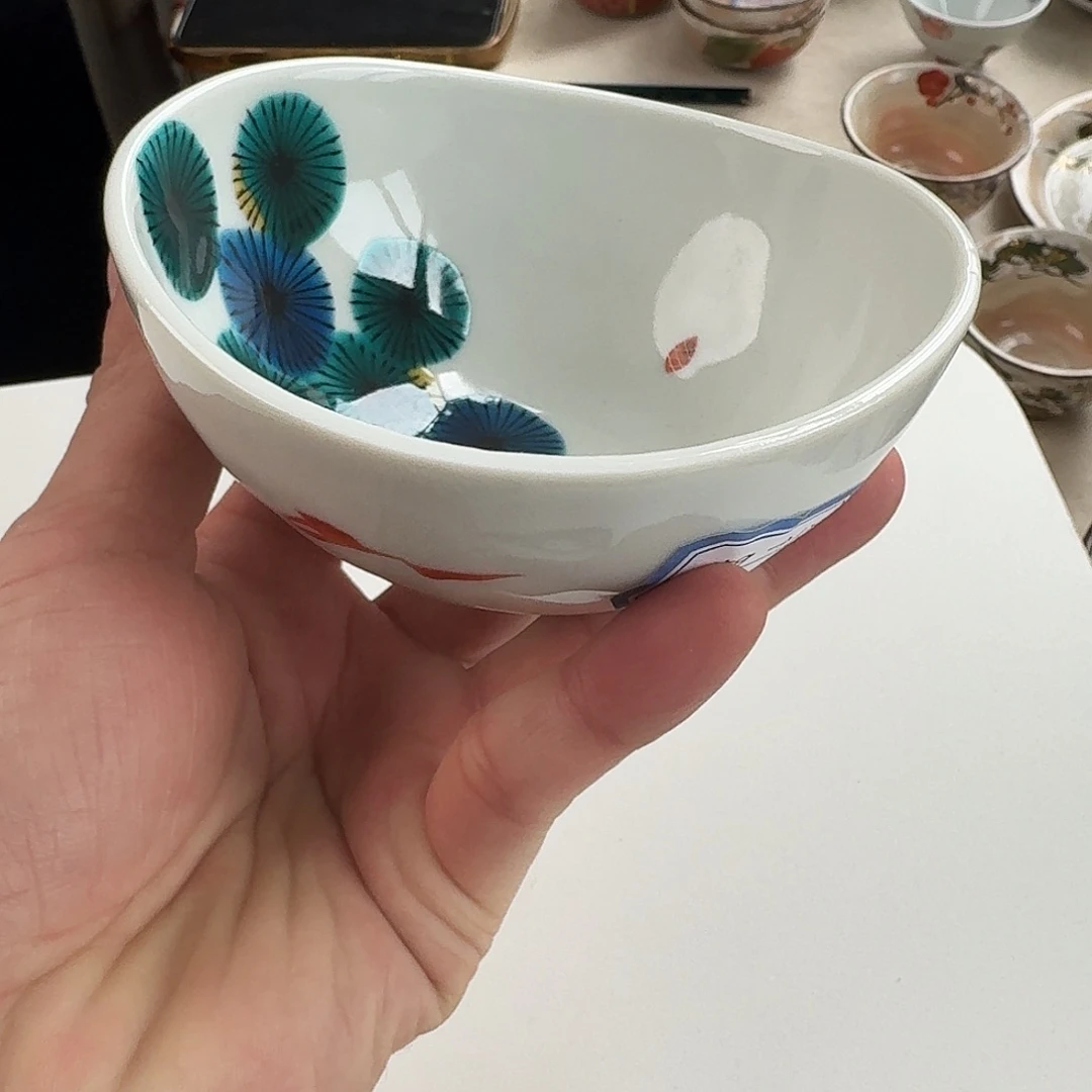 瓷片椭圆松小钵一个